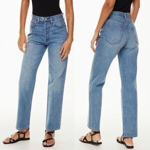 Aritzia Denim Forum The 90's Joni High Rise Loose Jean